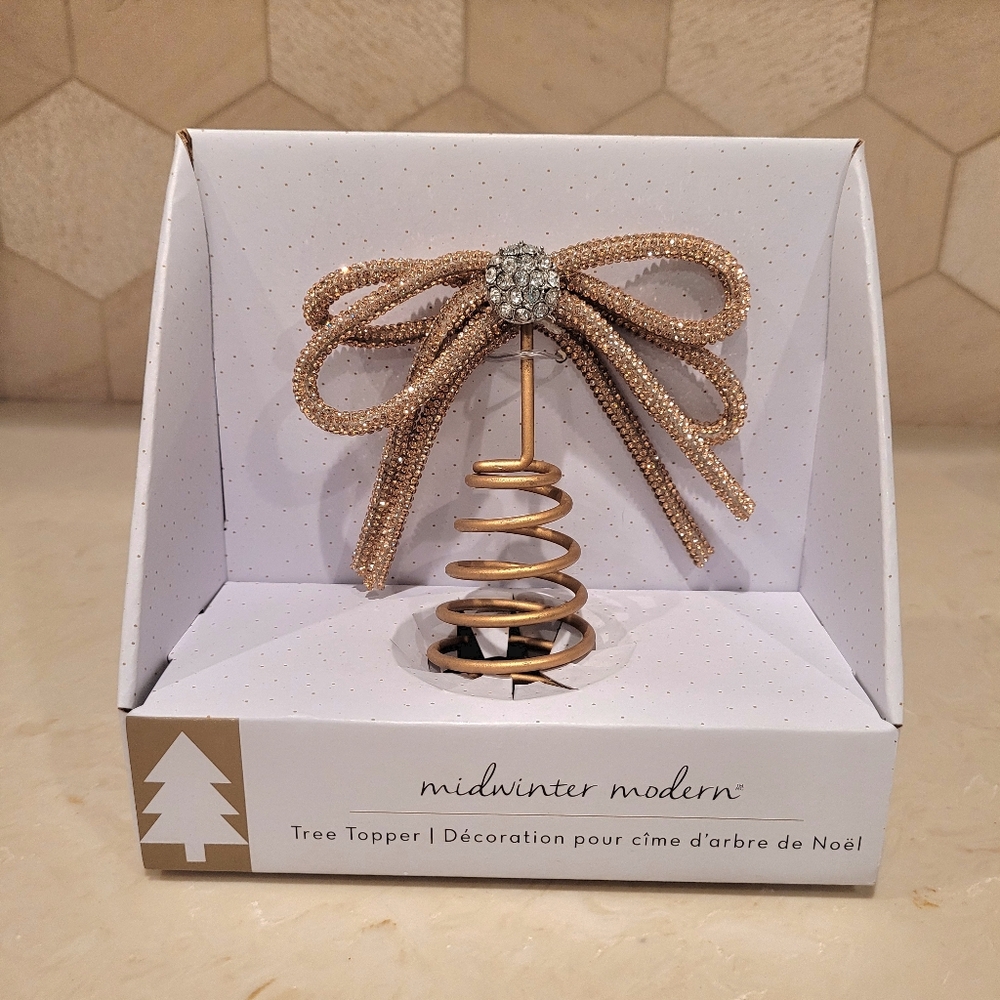 Midwinter Modern Small Tree Topper #2